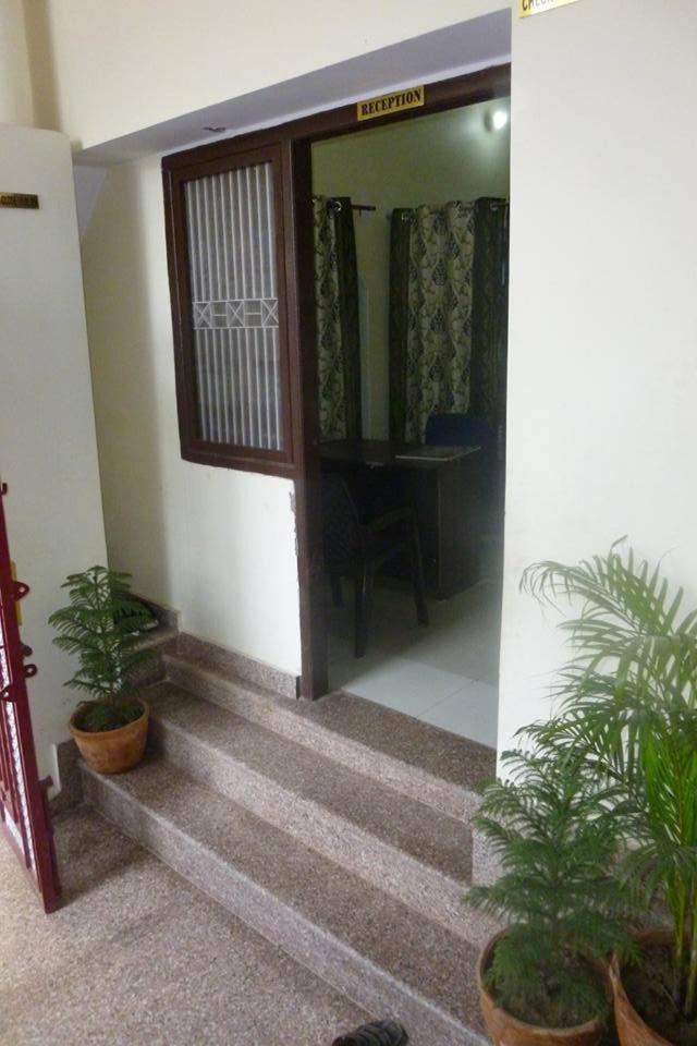 Gangotri Paying Guest House Váránaszi Kültér fotó