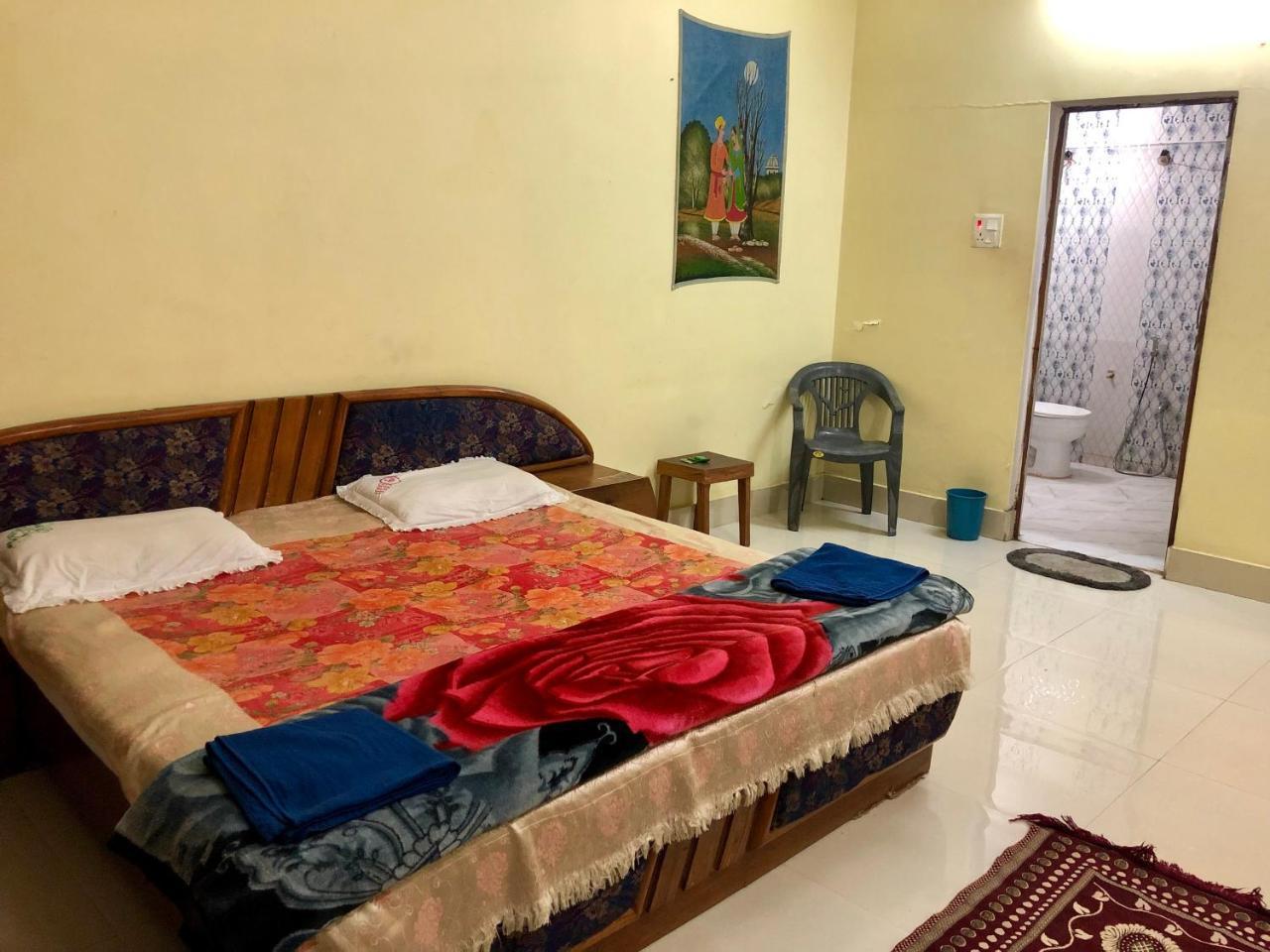 Gangotri Paying Guest House Váránaszi Kültér fotó